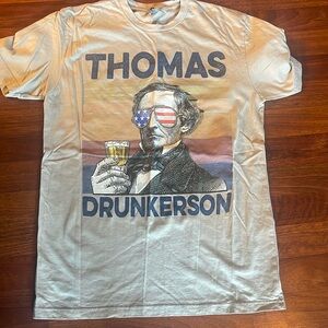 NWOT Thomas Drunkerson Soft Tee - Medium